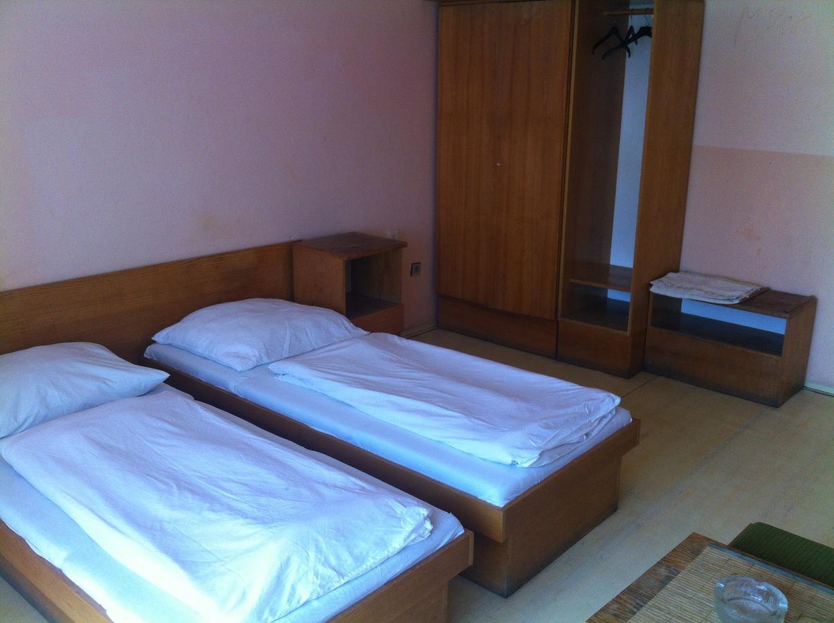 Hotel Belohlavek Holoubkov Bilik gambar